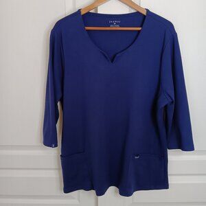 Jaanuu Women's Navy Blue 3-Pocket Round Neck Scrub Top Size 2X